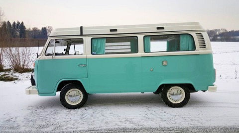 VW Bus T2 - Neulackierung